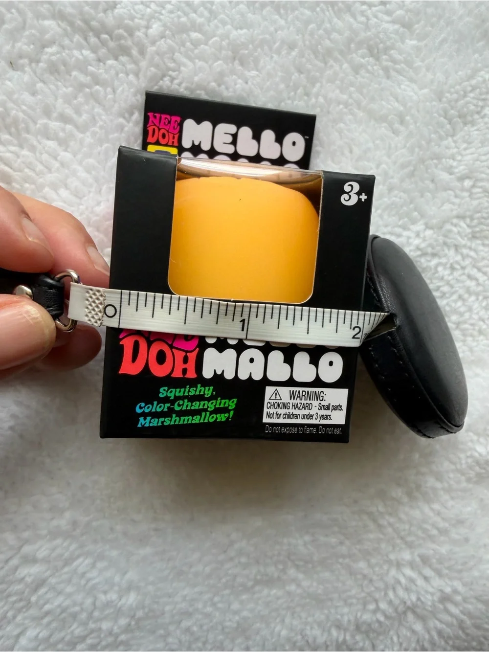 NIB Mello Mallo Yellow Squishy Marshmallow Toy NEEDOH